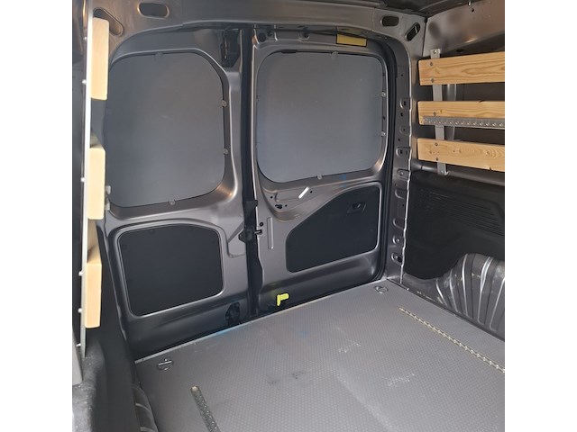 Bedrijfswagen, peugeot, partner - afbeelding 83 van  94