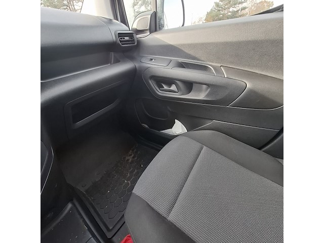 Bedrijfswagen, peugeot, partner - afbeelding 37 van  55