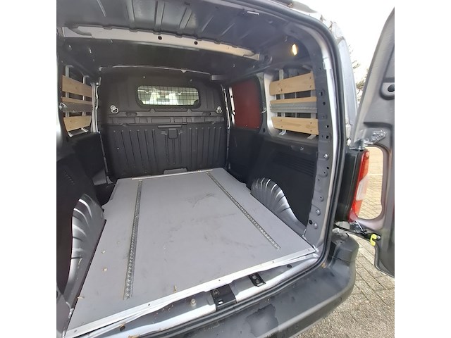 Bedrijfswagen, peugeot, partner - afbeelding 43 van  55