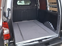 Bedrijfswagen, peugeot, partner - afbeelding 46 van  55