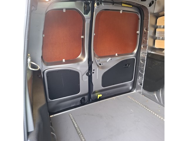Bedrijfswagen, peugeot, partner - afbeelding 48 van  55