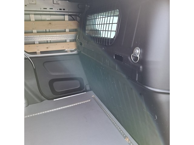 Bedrijfswagen, peugeot, partner - afbeelding 49 van  55