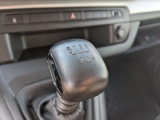 Bedrijfswagen, peugeot, traveller, 2019 - afbeelding 17 van  51
