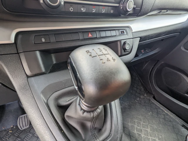Bedrijfswagen, peugeot, traveller, 2019 - afbeelding 17 van  47
