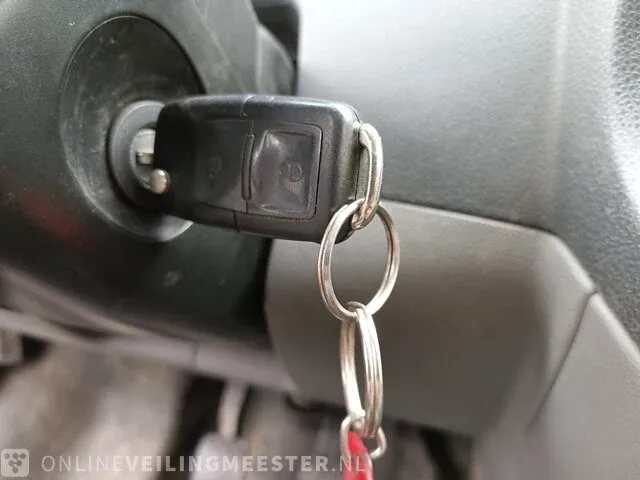 Bedrijfswagen pick-up volkswagen, transporter 1.9 tdi 340 dc, bouwjaar 2005 - afbeelding 28 van  34