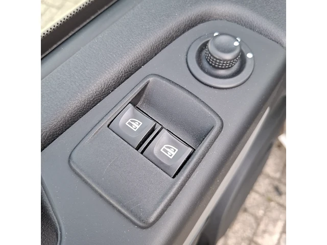 Bedrijfswagen renault, dci 90 eco, bouwjaar 2015 - afbeelding 14 van  27