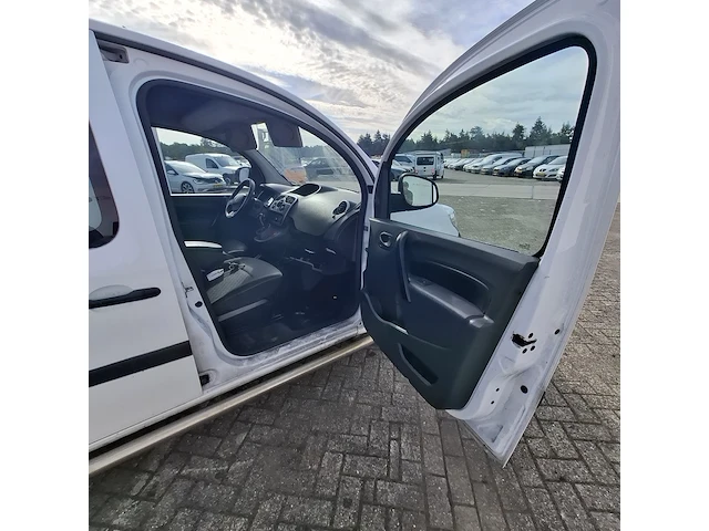 Bedrijfswagen renault, kangoo express 1.5 dci 75, bouwjaar 2016 - afbeelding 18 van  40