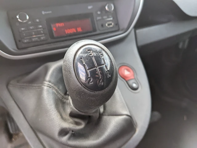Bedrijfswagen, renault, kangoo - afbeelding 14 van  43