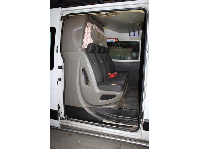 Bedrijfswagen renault master t33 2.3 dci l2h2 met kenteken 1-vjv-44 en kilometerstand 500.588 km. bouwjaar ... - afbeelding 9 van  10