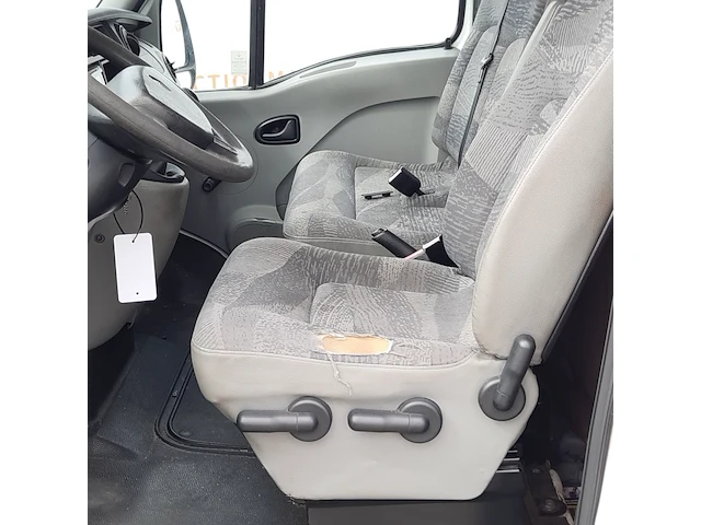Bedrijfswagen renault, master t33 2.5dci l2h2 , bouwjaar 2006 - afbeelding 31 van  57