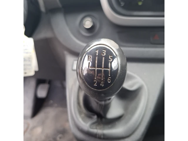 Bedrijfswagen renault, trafic 1.6 dci t29 l2h1, bouwjaar 2014 - afbeelding 17 van  74