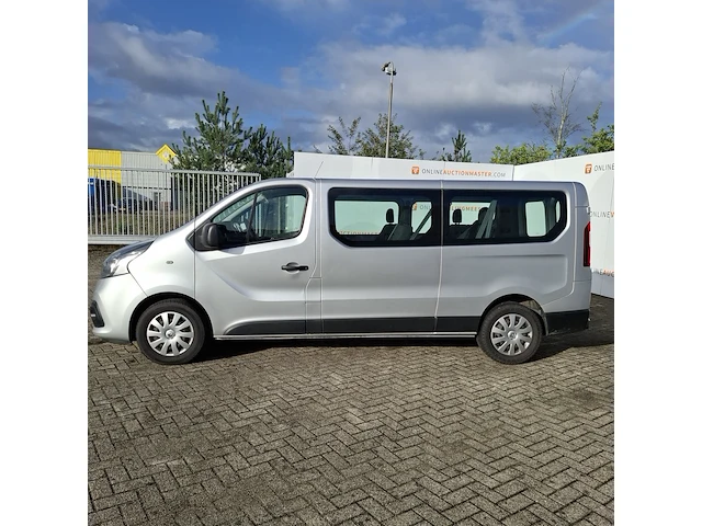 Bedrijfswagen, renault, trafic, 2019 - afbeelding 61 van  61