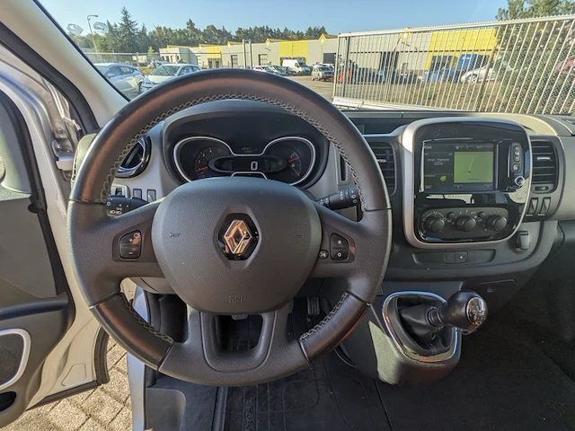 Bedrijfswagen, renault, trafic - afbeelding 13 van  56