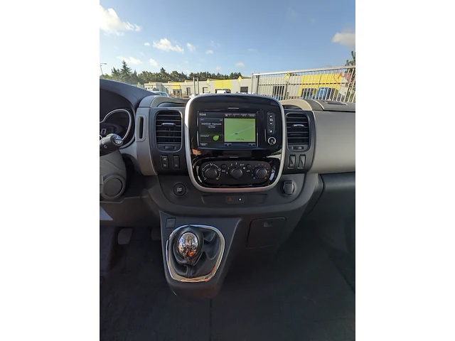 Bedrijfswagen, renault, trafic - afbeelding 24 van  63