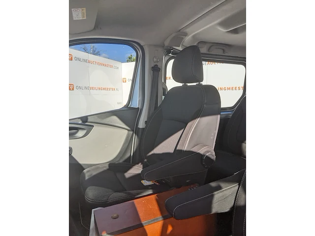 Bedrijfswagen, renault, trafic - afbeelding 31 van  63
