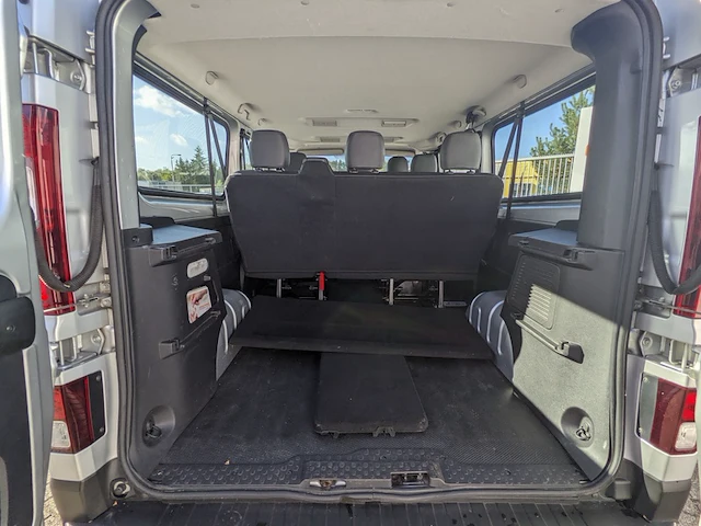 Bedrijfswagen, renault, trafic - afbeelding 35 van  63