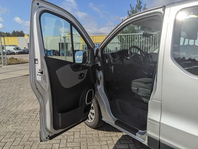 Bedrijfswagen, renault, trafic - afbeelding 2 van  63