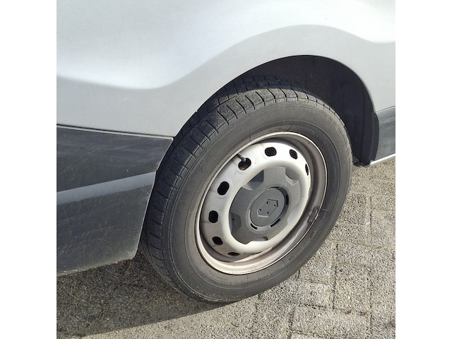 Bedrijfswagen, renault, trafic - afbeelding 2 van  39