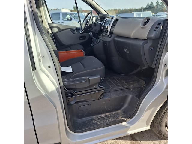 Bedrijfswagen, renault, trafic - afbeelding 26 van  39