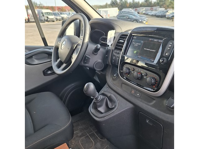 Bedrijfswagen, renault, trafic - afbeelding 32 van  46