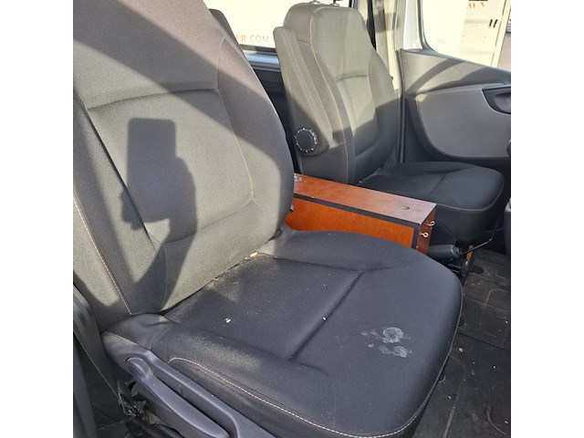 Bedrijfswagen, renault, trafic - afbeelding 33 van  46