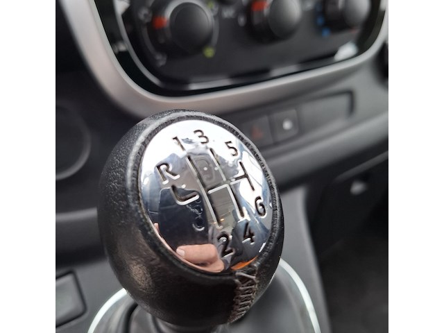 Bedrijfswagen, renault, trafic - afbeelding 19 van  42