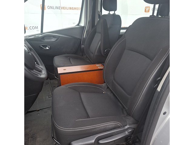 Bedrijfswagen, renault, trafic - afbeelding 19 van  43