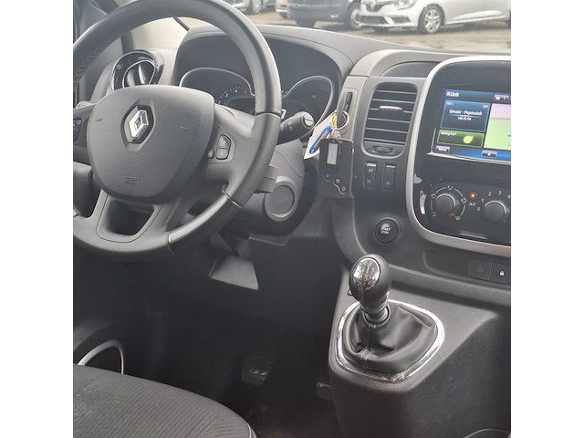 Bedrijfswagen, renault, trafic - afbeelding 30 van  46