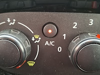 Bedrijfswagen, renault, trafic - afbeelding 27 van  51