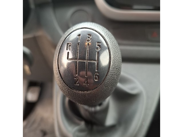 Bedrijfswagen, renault, trafic - afbeelding 28 van  51