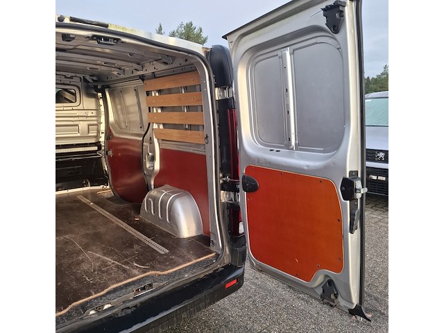 Bedrijfswagen, renault, trafic - afbeelding 37 van  51