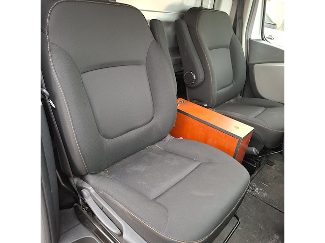 Bedrijfswagen, renault, trafic - afbeelding 46 van  51