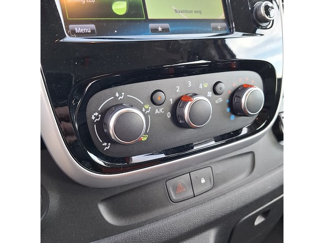 Bedrijfswagen, renault, trafic - afbeelding 28 van  51