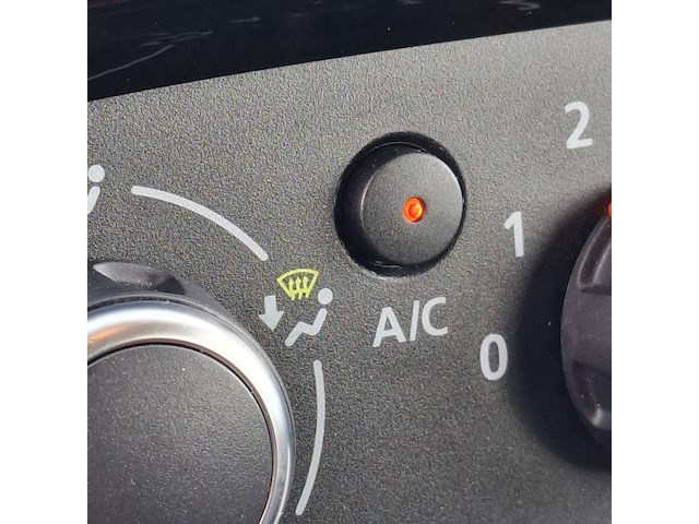 Bedrijfswagen, renault, trafic - afbeelding 29 van  51