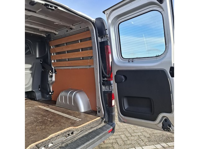 Bedrijfswagen, renault, trafic - afbeelding 38 van  51