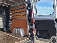 Bedrijfswagen, renault, trafic - afbeelding 38 van  51