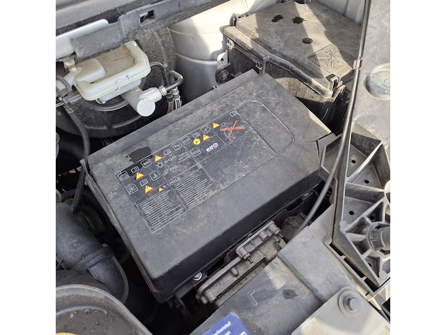 Bedrijfswagen, renault, trafic - afbeelding 11 van  52