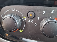 Bedrijfswagen, renault, trafic - afbeelding 29 van  52