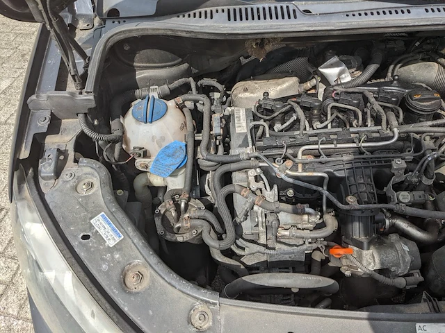 Bedrijfswagen volkswagen, caddy 1.6 tdi, bouwjaar 2011 - afbeelding 31 van  50
