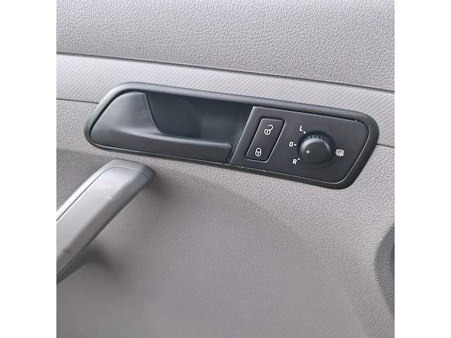 Bedrijfswagen volkswagen, caddy 1.9 tdi, 2007 - afbeelding 13 van  51