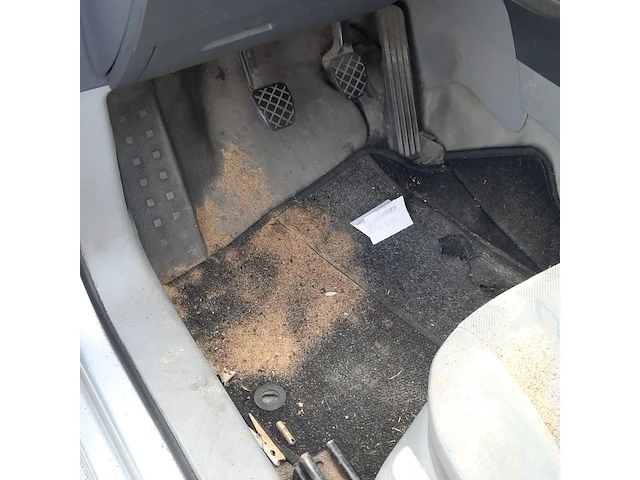 Bedrijfswagen volkswagen, caddy, 2004 - afbeelding 39 van  50