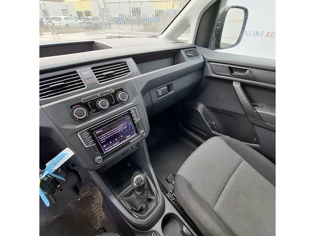 Bedrijfswagen, volkswagen, caddy - afbeelding 18 van  43