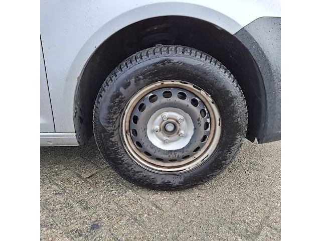 Bedrijfswagen, volkswagen, caddy - afbeelding 32 van  43