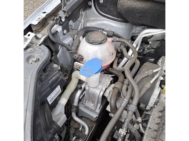 Bedrijfswagen, volkswagen, caddy - afbeelding 39 van  43