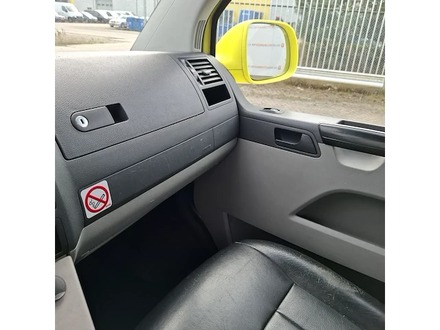 Bedrijfswagen volkswagen, kombi, geel, bouwjaar 2012 - afbeelding 18 van  65