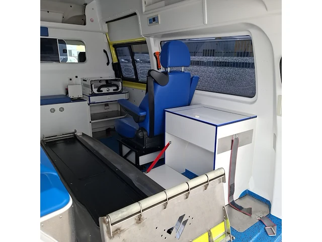 Bedrijfswagen volkswagen, kombi, geel, bouwjaar 2012 - afbeelding 29 van  65