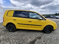 Bedrijfswagen volkswagen, touran 1.9 tdi, bouwjaar 2005 - afbeelding 23 van  30