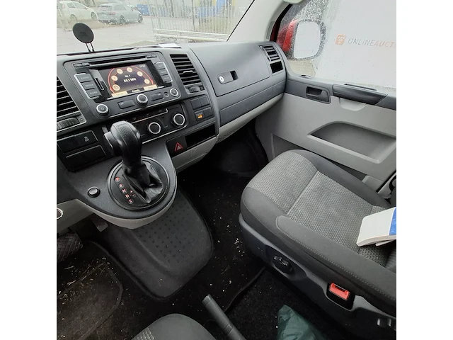 Bedrijfswagen, volkswagen, transporter 2.0 tdi, 2010 - afbeelding 19 van  46