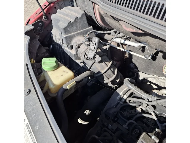 Bedrijfswagen volkswagen, transporter 2.0 tdi, bouwjaar 2014 - afbeelding 32 van  40