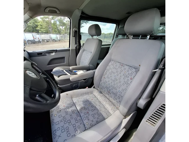 Bedrijfswagen volkswagen, transporter 2.5 tdi, 2008 - afbeelding 13 van  37